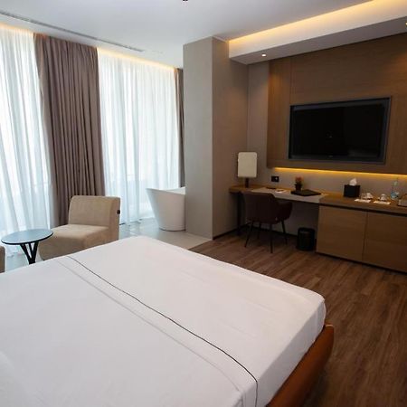 Nassau Hotel Дермі Екстер'єр фото