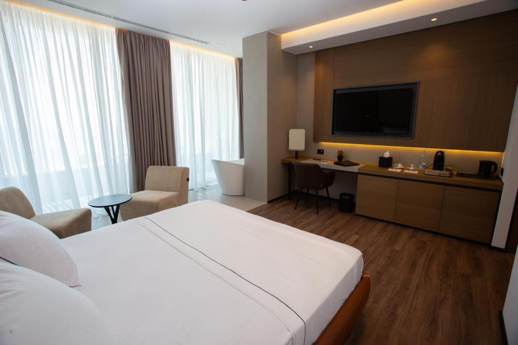 Nassau Hotel Дермі Екстер'єр фото